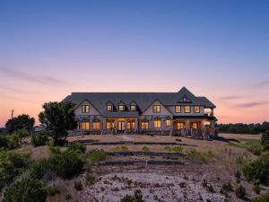 MLS #21357972 image #0