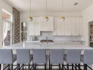 MLS #21358637 image #0