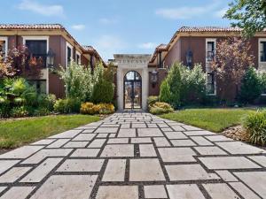 MLS #21360524 image #0