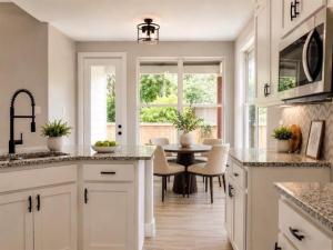 MLS #21360568 image #0