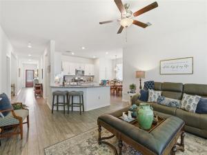 MLS #21361597 image #0