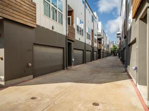 MLS #21361709 image #0