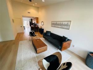 MLS #21362453 image #0