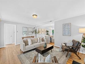 MLS #21363235 image #0