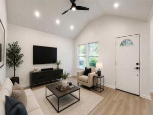MLS #21363302 image #0