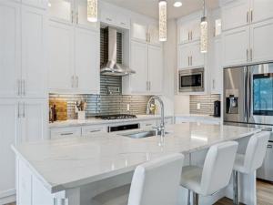 MLS #21363800 image #0