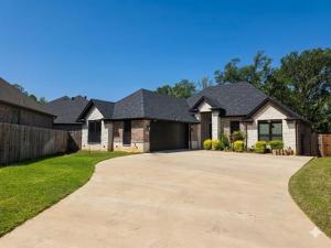 MLS #21364422 image #0