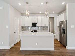 MLS #21364768 image #0
