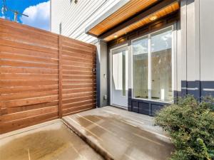 MLS #21364796 image #0