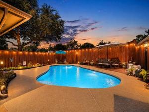 MLS #21365373 image #0