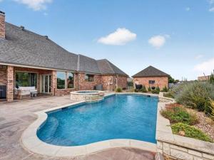 MLS #21365382 image #0