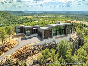 MLS #21365713 image #0