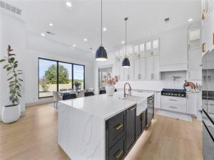 MLS #21365874 image #0