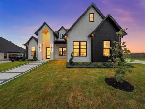 MLS #21365931 image #0