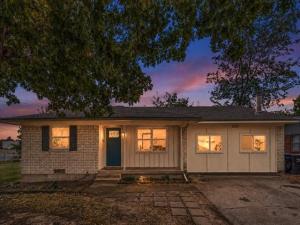 MLS #21366257 image #0