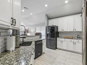 MLS #21366581 image #0