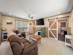 MLS #21368643 image #0