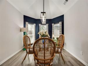 MLS #21368892 image #0