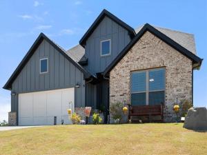 MLS #21369356 image #0