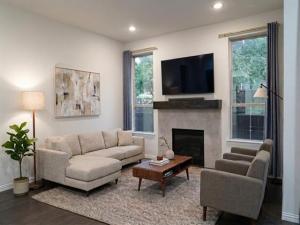 MLS #21371690 image #0