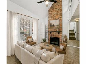 MLS #21372099 image #0