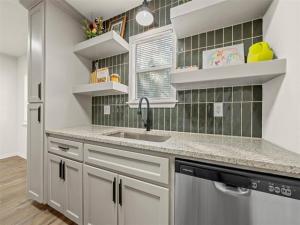 MLS #21372181 image #0