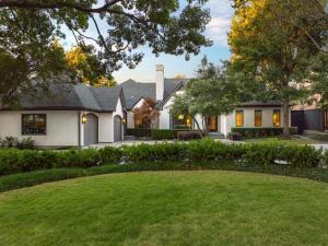 MLS #21374075 image #0