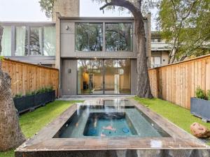 MLS #21375593 image #0