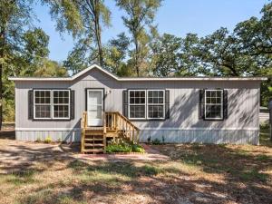 MLS #21376403 image #0