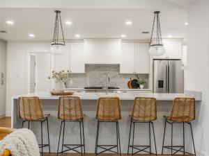 MLS #21378709 image #0