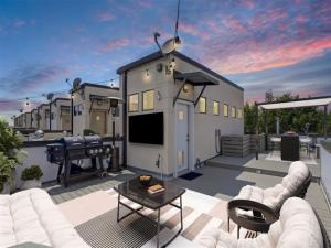 MLS #21378830 image #0
