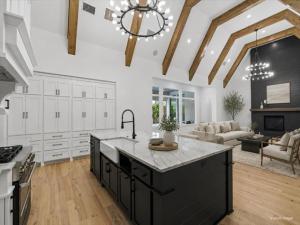 MLS #21380477 image #0