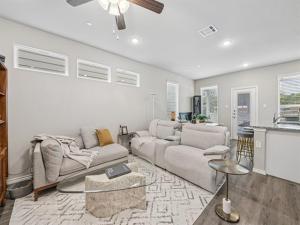 MLS #21380892 image #0