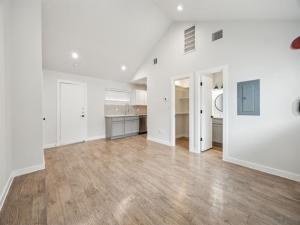 MLS #21381494 image #0