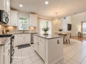 MLS #21381905 image #0
