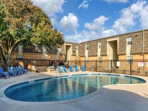MLS #21381906 image #0