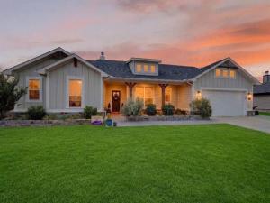 MLS #21381924 image #0