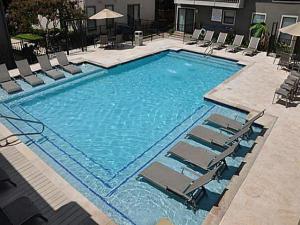 MLS #21381943 image #0