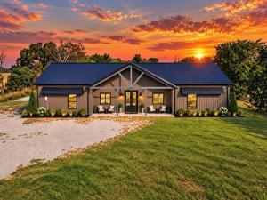 MLS #21382439 image #0