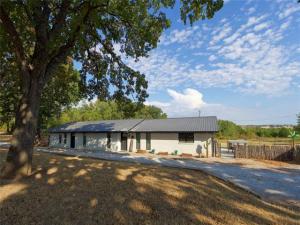 MLS #21382967 image #0