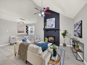 MLS #21382970 image #0
