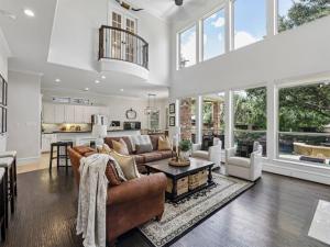 MLS #21383665 image #0
