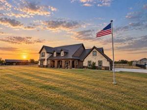 MLS #21384146 image #0