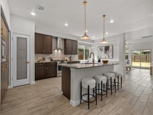 MLS #21384414 image #0