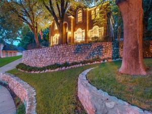 MLS #21384623 image #0