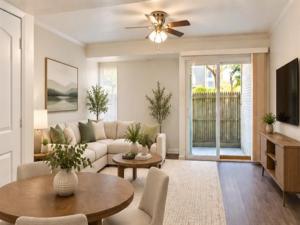 MLS #21384814 image #0