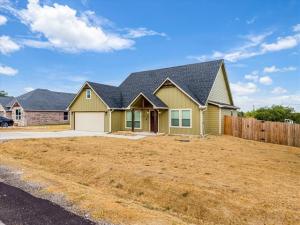 MLS #21384815 image #0