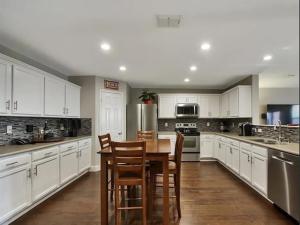 MLS #21384892 image #0