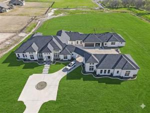MLS #21385517 image #0