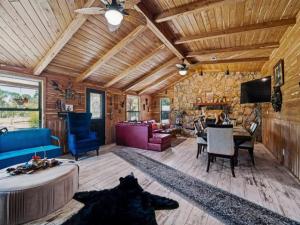 MLS #21385606 image #0